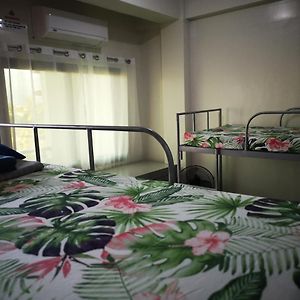 Dormitory Room Mixed